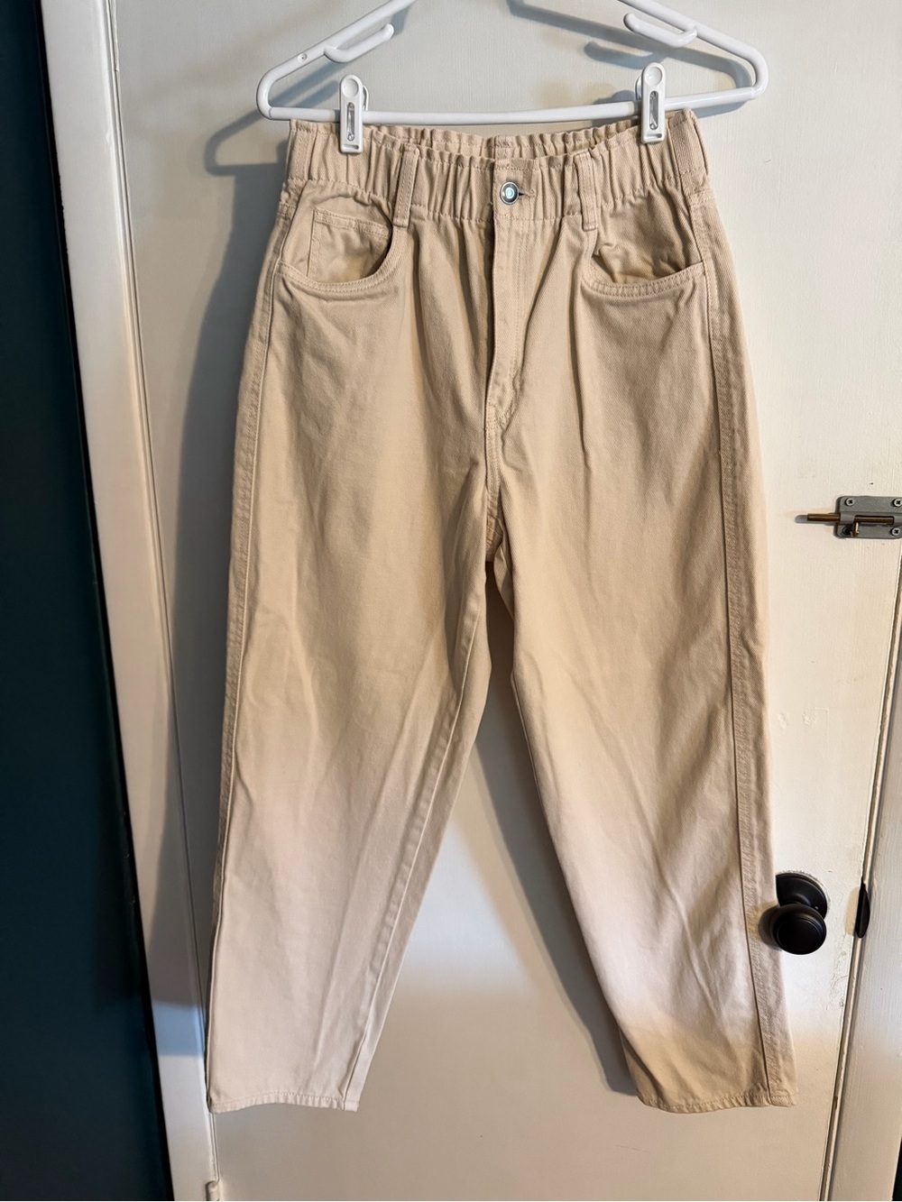 H&M Beige High-Waist Casual Pants, Size 8